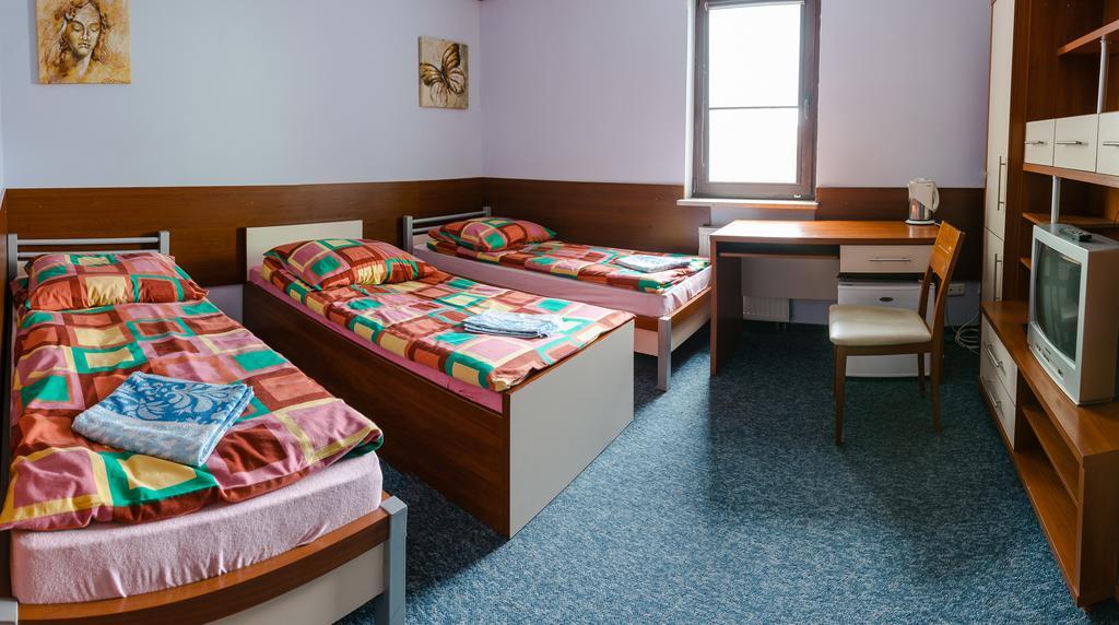 Adeo Hostel Białystok Rum bild